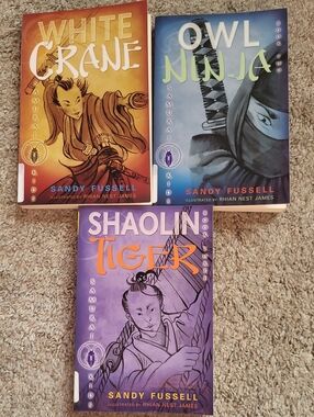 Samurai Kids Softcover Trilogy by Sandy Fussell Ex-library